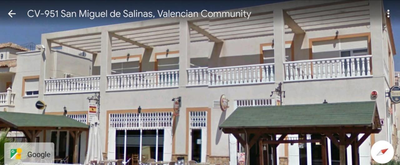 Hotel La Oficina San Miguel De Salinas Buitenkant foto